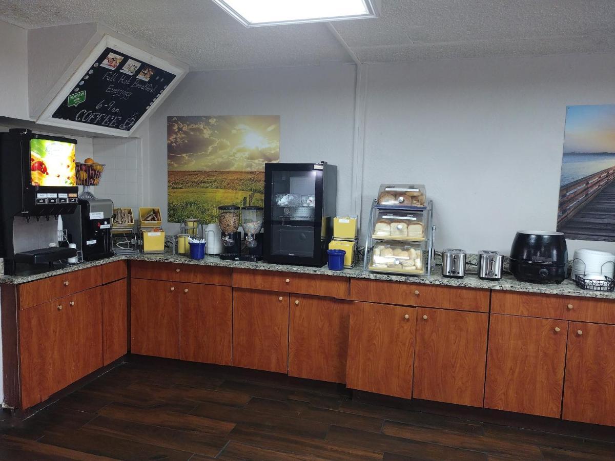 Days Inn By Wyndham Wildwood I-75 Ngoại thất bức ảnh