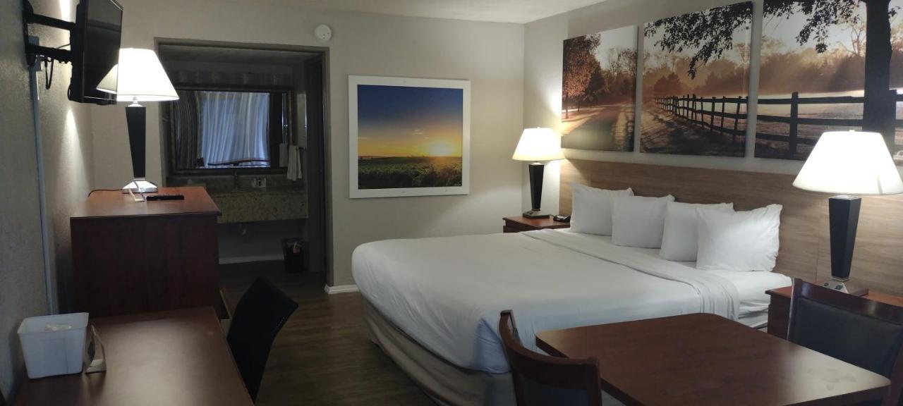 Days Inn By Wyndham Wildwood I-75 Ngoại thất bức ảnh