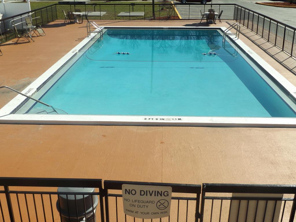 Days Inn By Wyndham Wildwood I-75 Ngoại thất bức ảnh